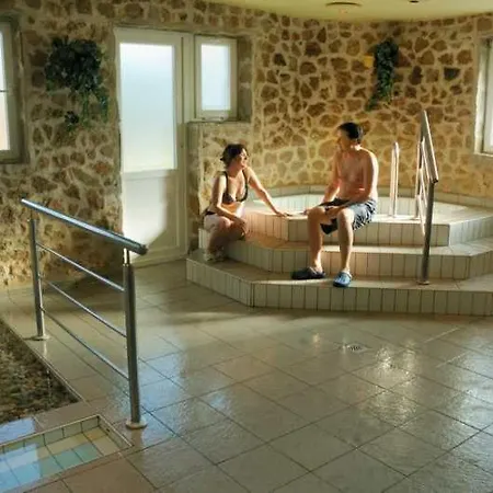 Medical Center Hévíz